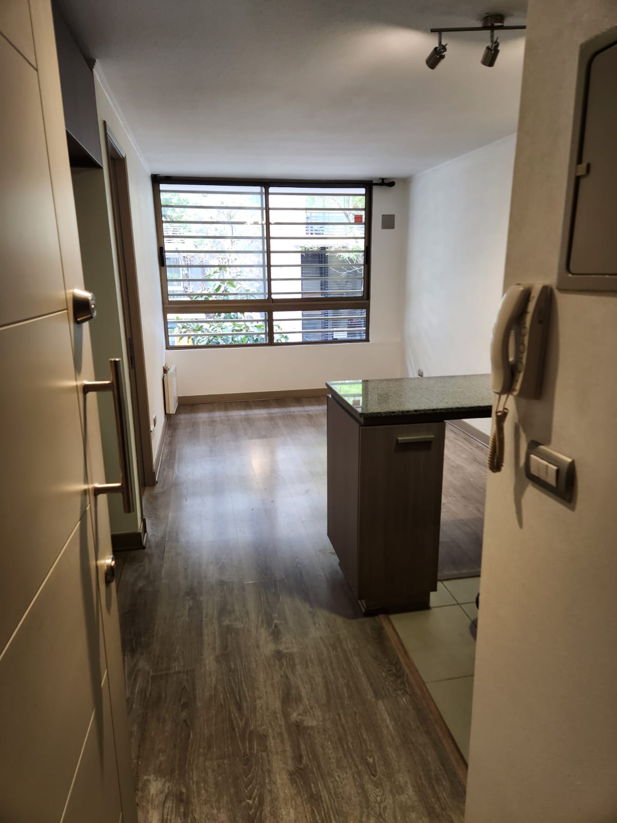 Arriendo Dpto. céntrico 1D/1B con Bodega – Cerca Metro