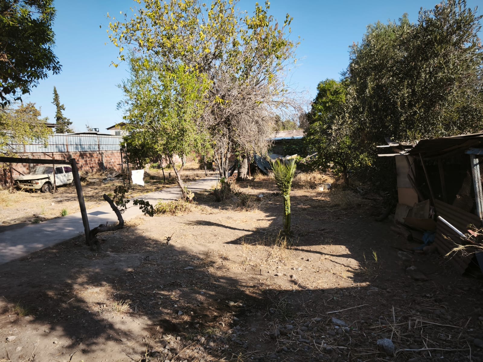 Terreno Con Potencial Uso Comercial E Industrial Inofensivo