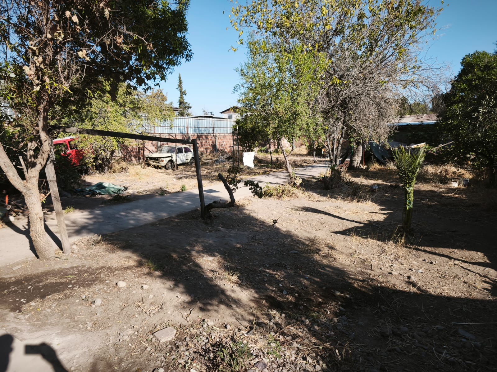 Terreno Con Potencial Uso Comercial E Industrial Inofensivo