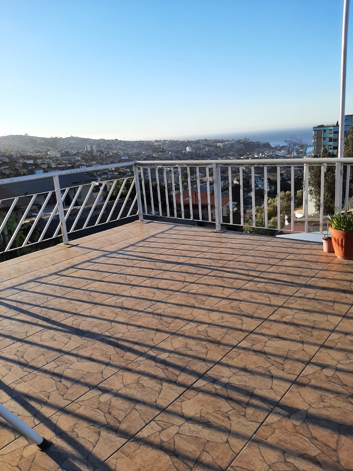 CASA BARRIO RESIDENCIAL VALPARAISO