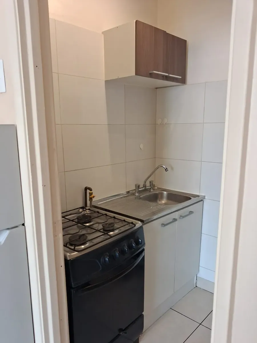 Arriendo departamento Metro Santa Lucía