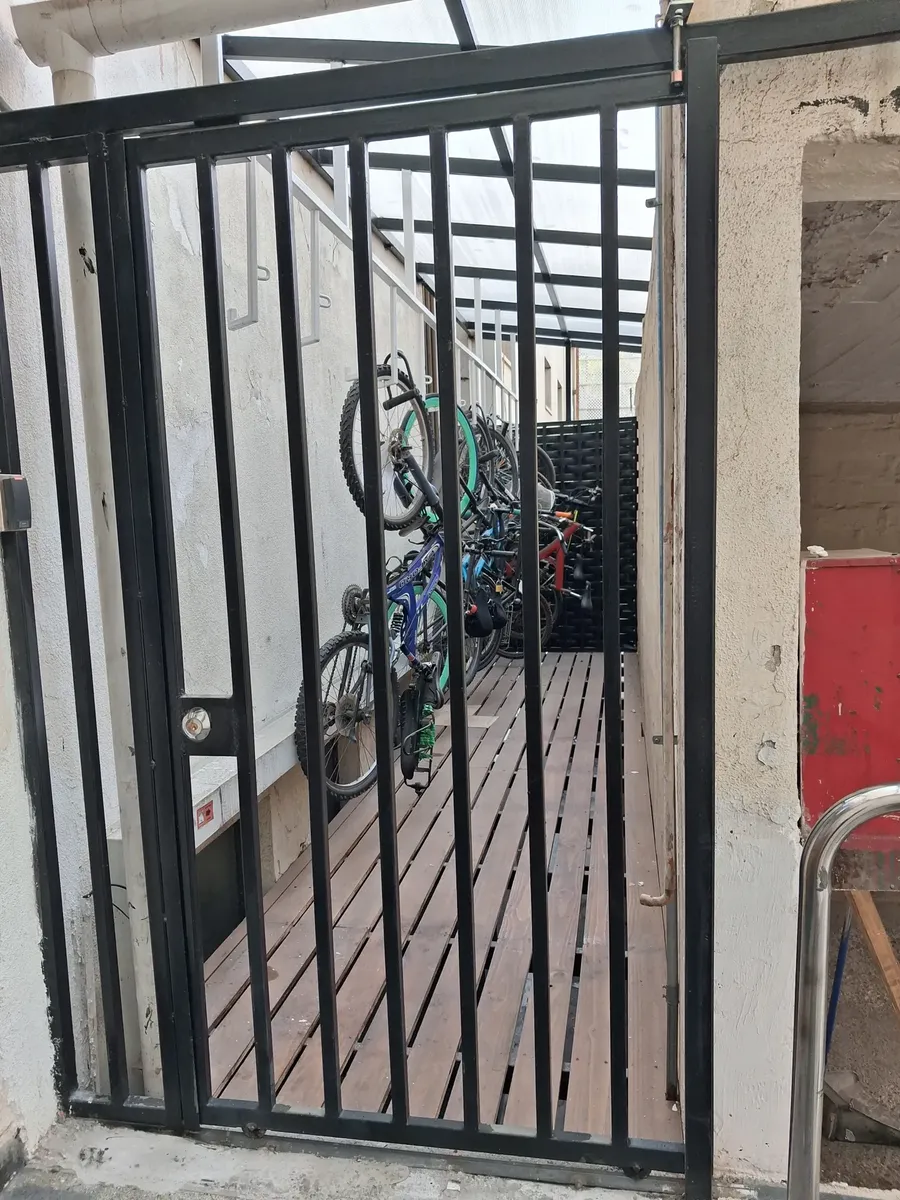 Arriendo departamento Metro Santa Lucía